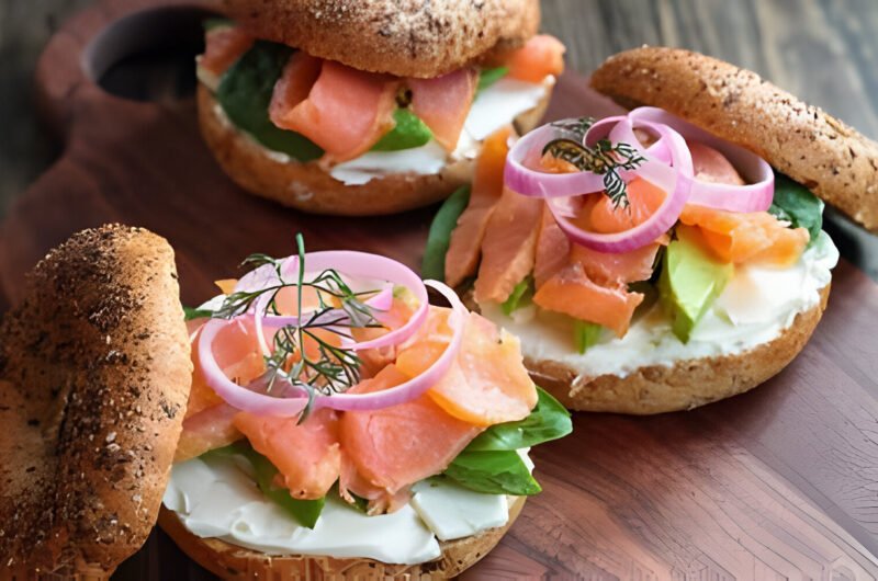 Toasted Bagel with Cream Cheese and Smoked Salmon