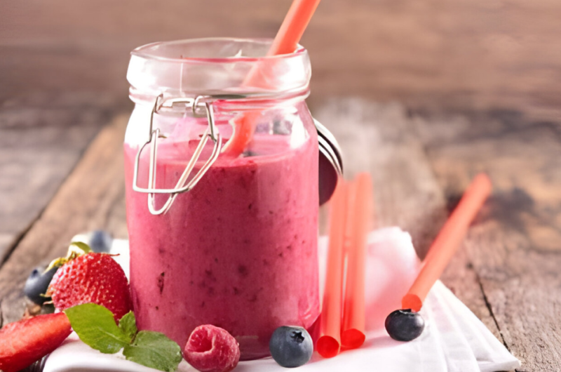 Blueberry And Strawberry Smoothie